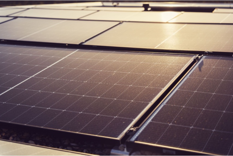 Summer solar panel output uk